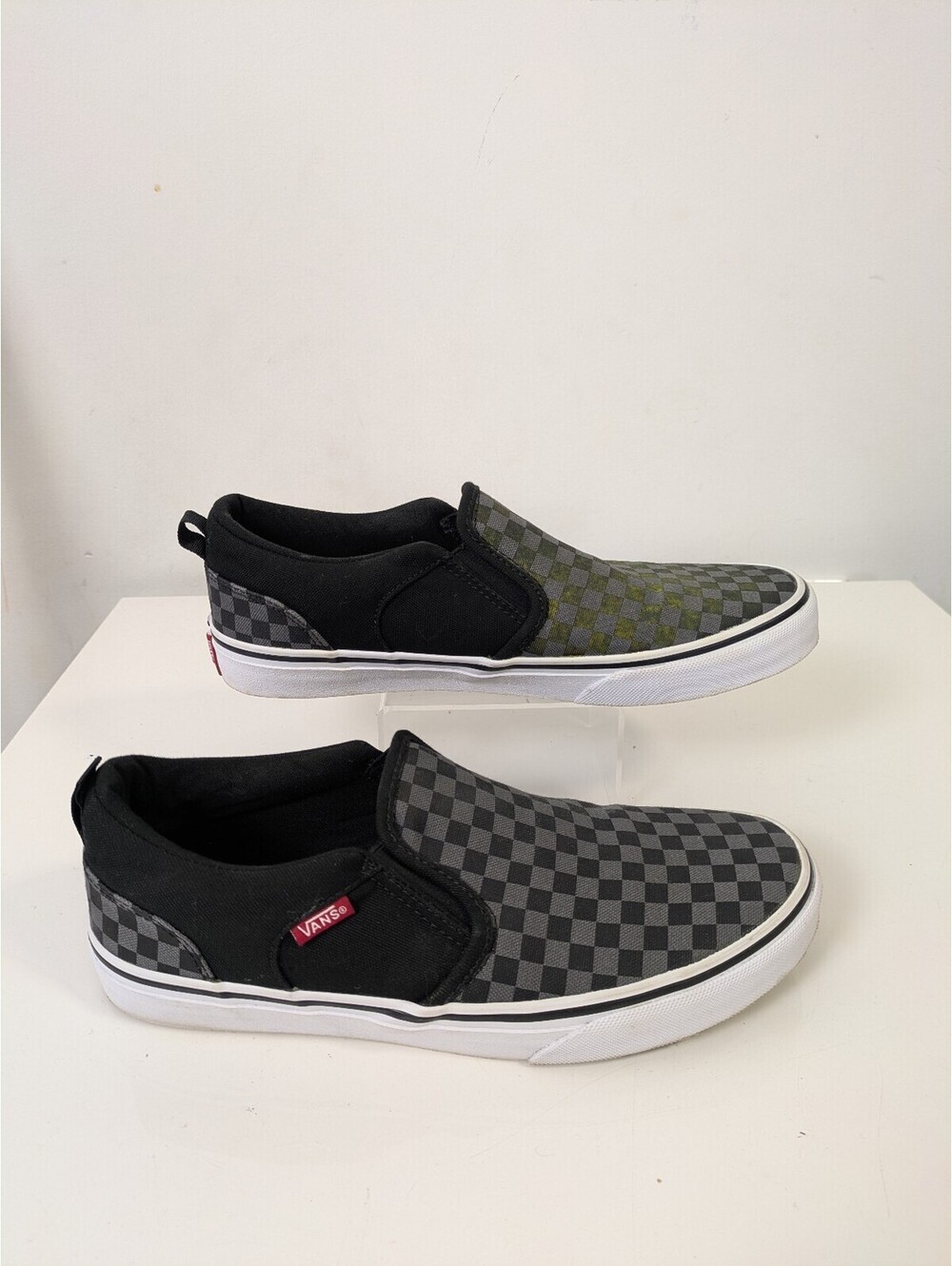 Vans Checkerboard Slip-On Sneakers Youth Size 6